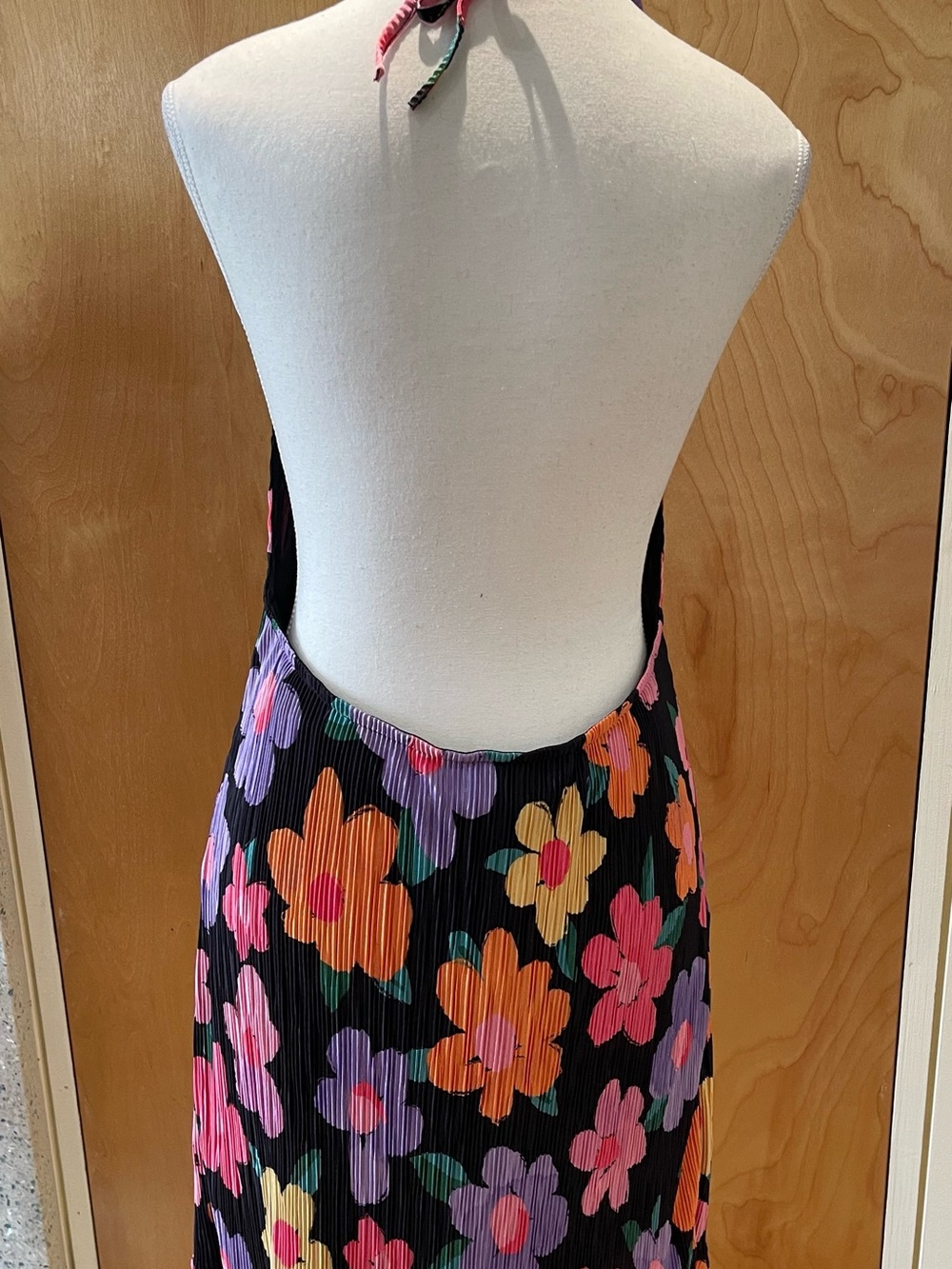 Black PepperMayo floral halter mini dress size 8 - Picture 4 of 8